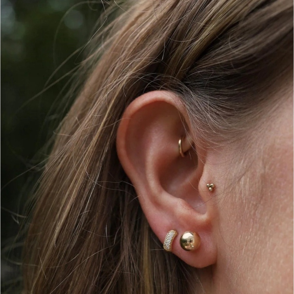 14K Gold Solitaire Bead Earrings